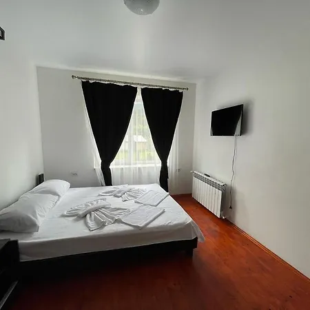 Velyka Gora Kolochava